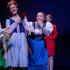 Meet your Posher, Anni